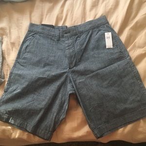 Gap men short